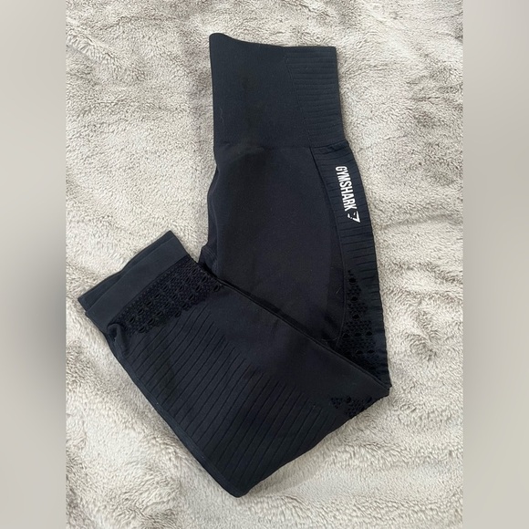 Gymshark Energy Seamless Cropped Leggings - Picture 3 of 5